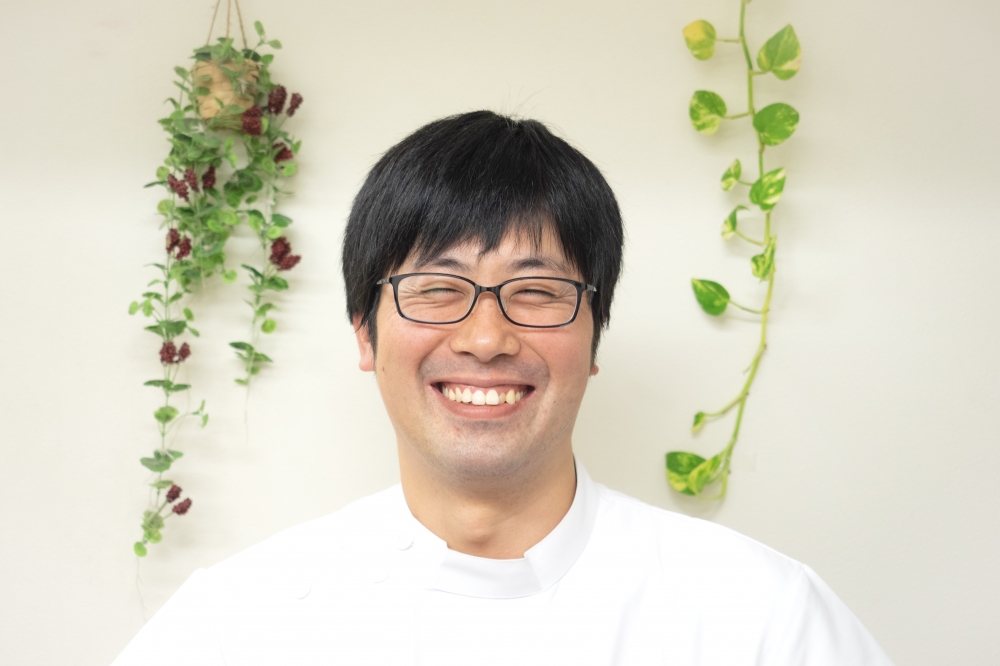 中村康人